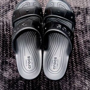 Crocs sandals women’s size 10